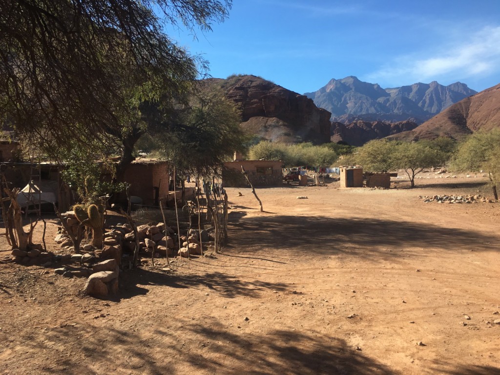 Small settlement along Quebrada de Las Conchas